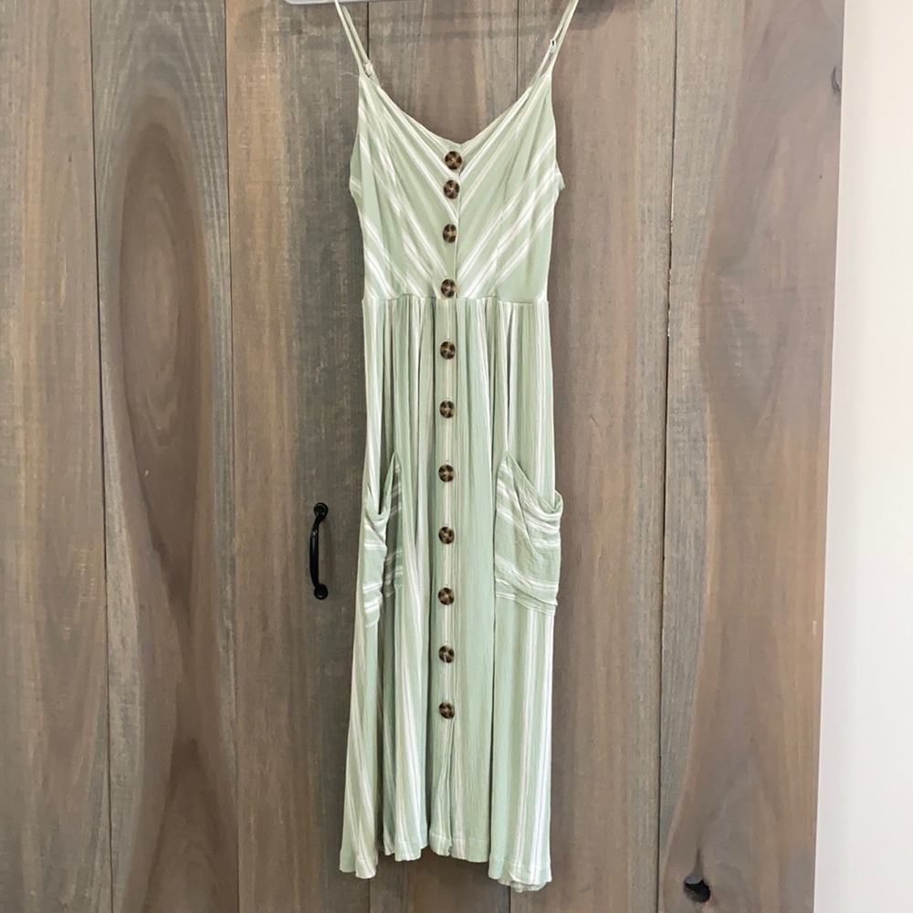 Anna Grace | Sage Midi Dress